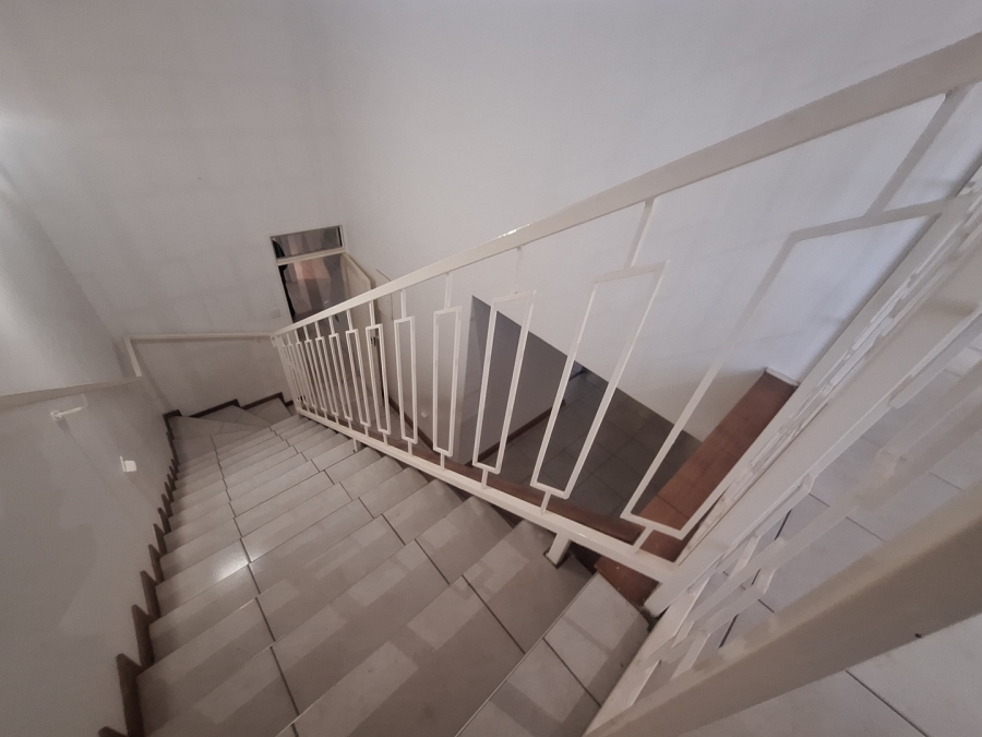 4 Bedroom Property for Sale in Mohadin North West